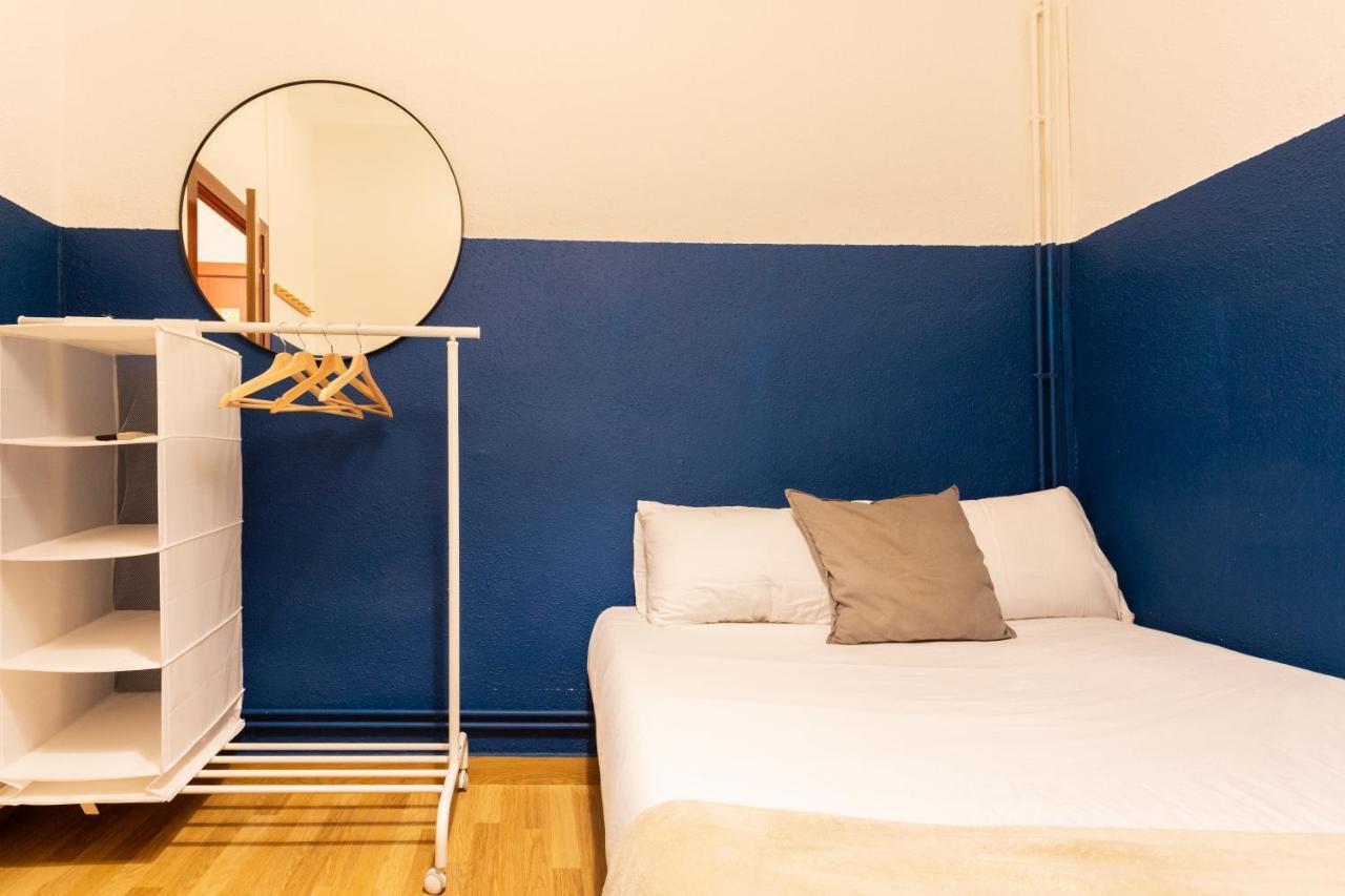 Double Room No Window